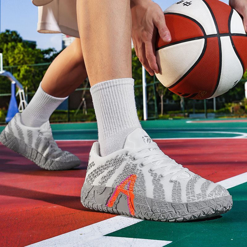Yeni Lüks Basketbol Ayakkabıla - Luxury Men Lifestyle incelemesi ve fiyatı